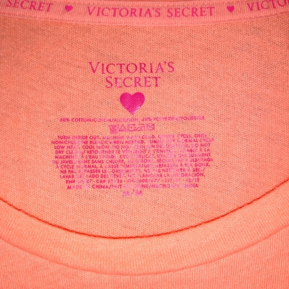 🔴 SALE VS Coral Colored Sleepshirt "Wake Me When I'm Famous" - Picture 7 of 7